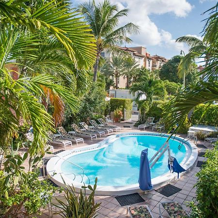 Shore Haven Resort Inn Lauderdale-by-the-Sea Bagian luar foto