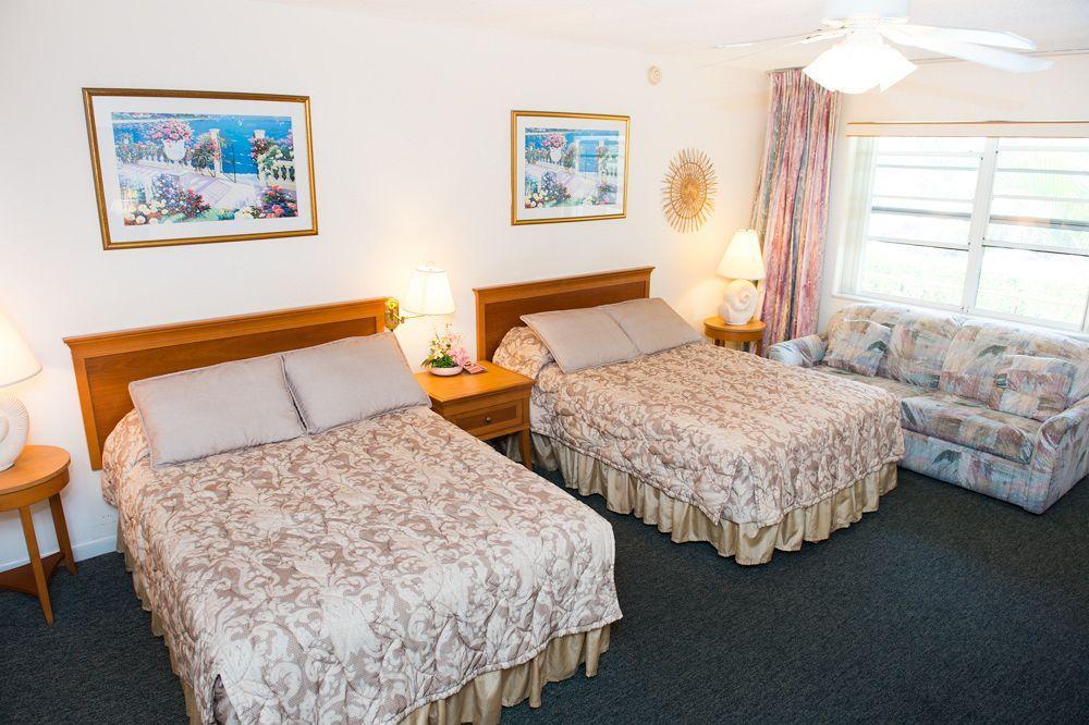 Shore Haven Resort Inn Lauderdale-by-the-Sea Bagian luar foto