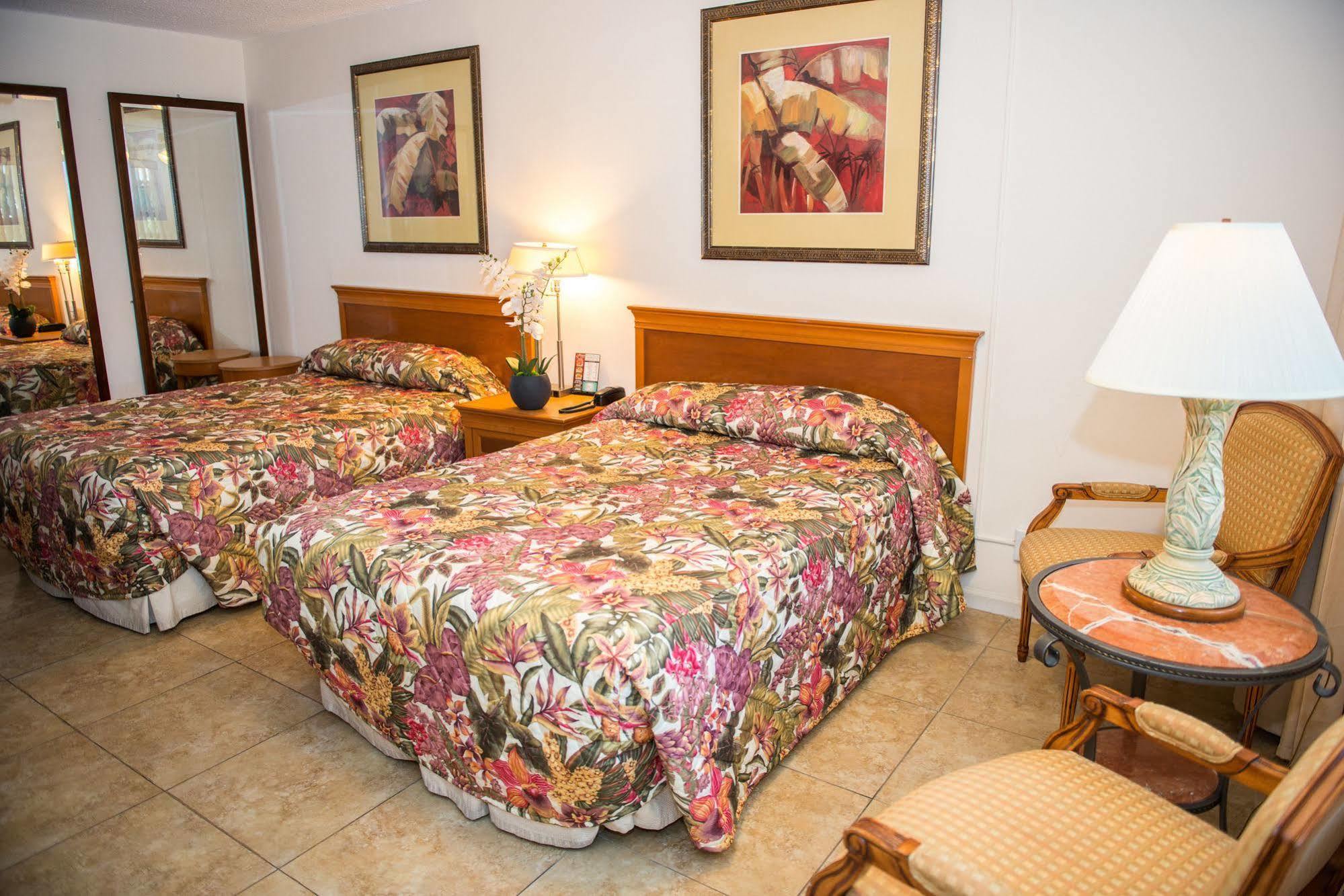 Shore Haven Resort Inn Lauderdale-by-the-Sea Bagian luar foto
